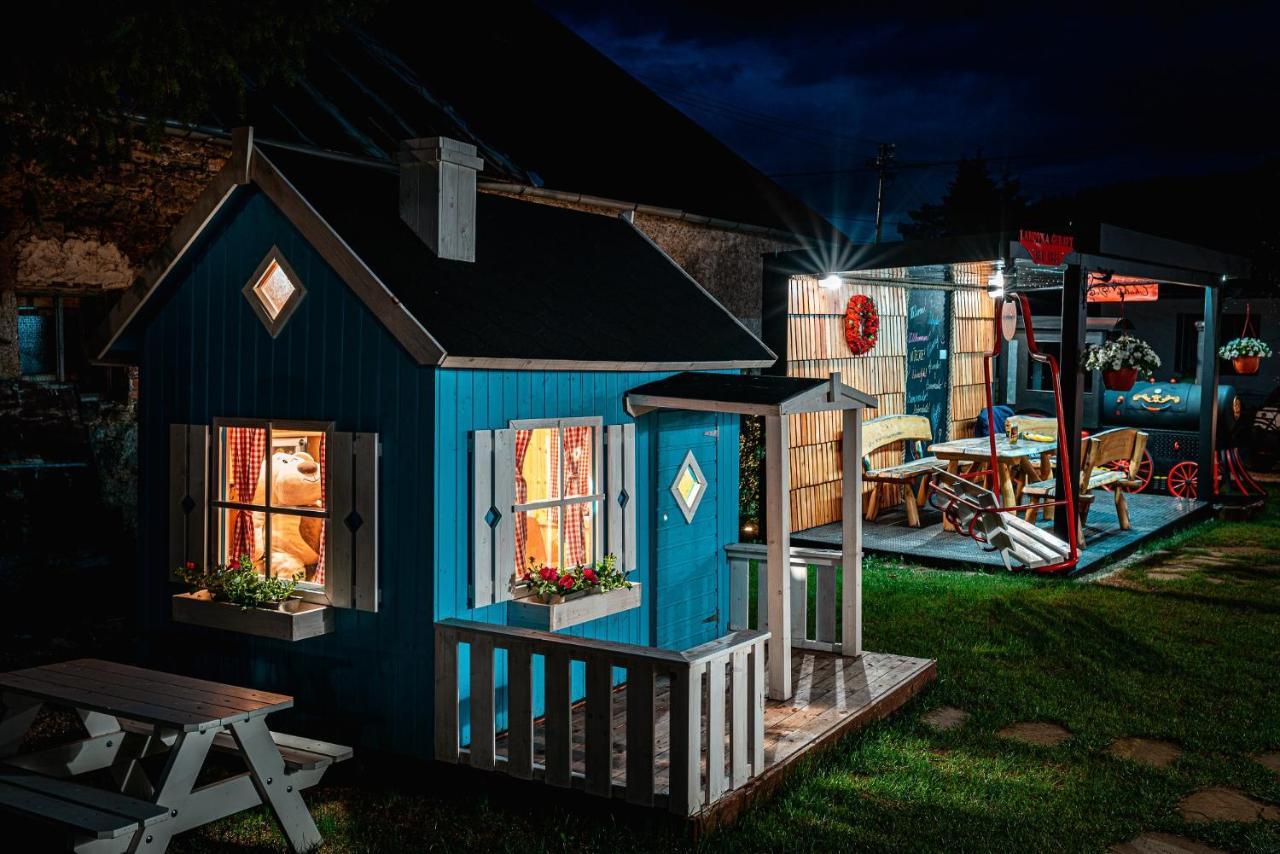 Chalets 德丁基 外观 照片